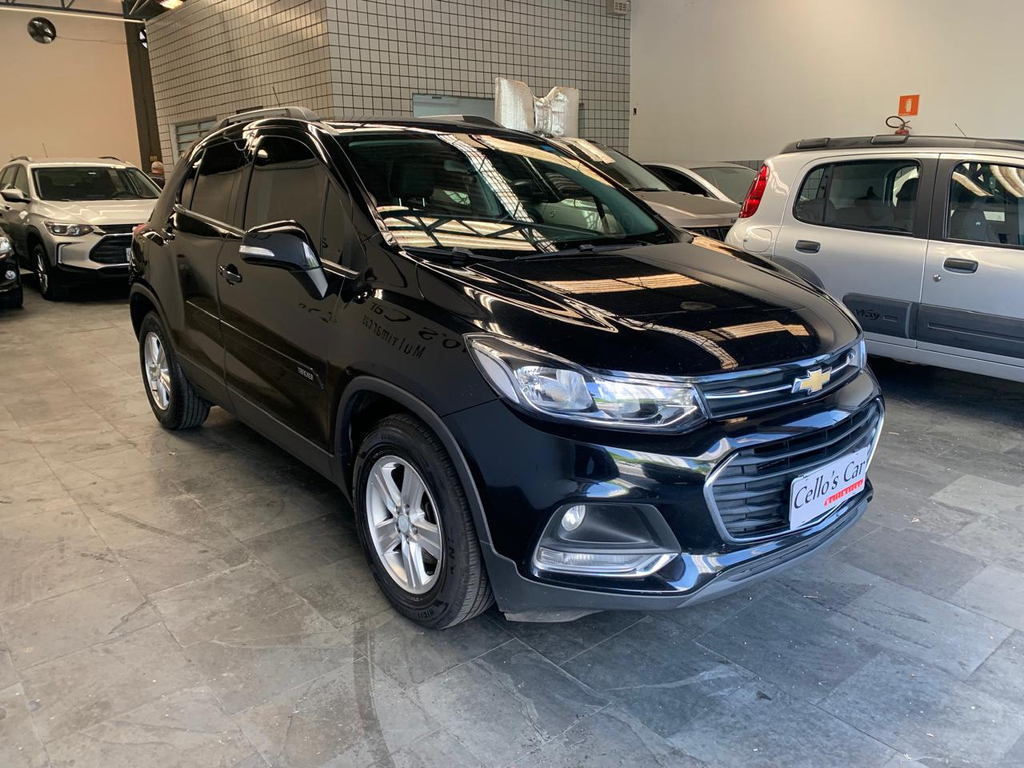 Chevrolet Tracker Preto