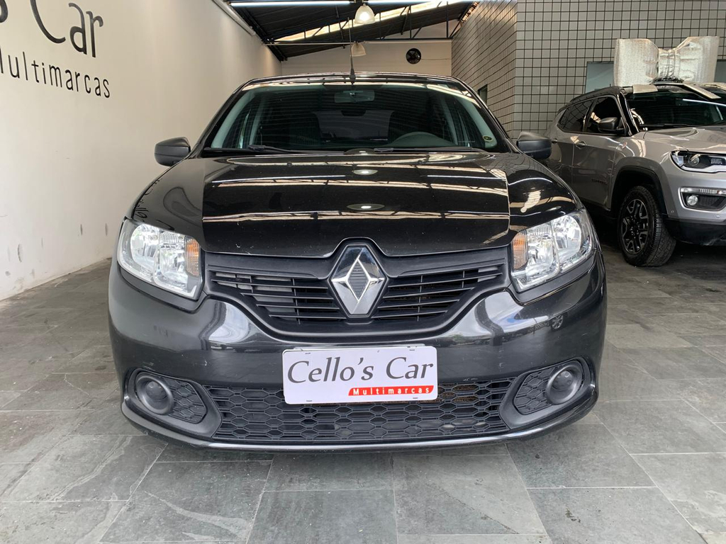 Renault Sandero Preto