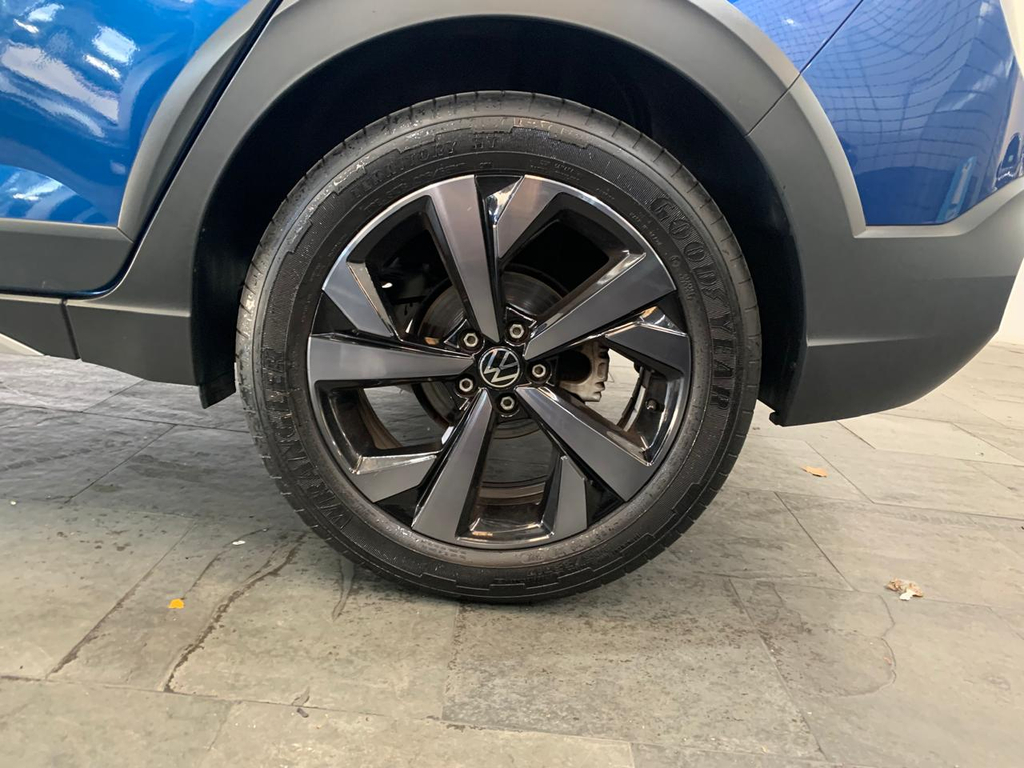 Volkswagen Nivus Azul