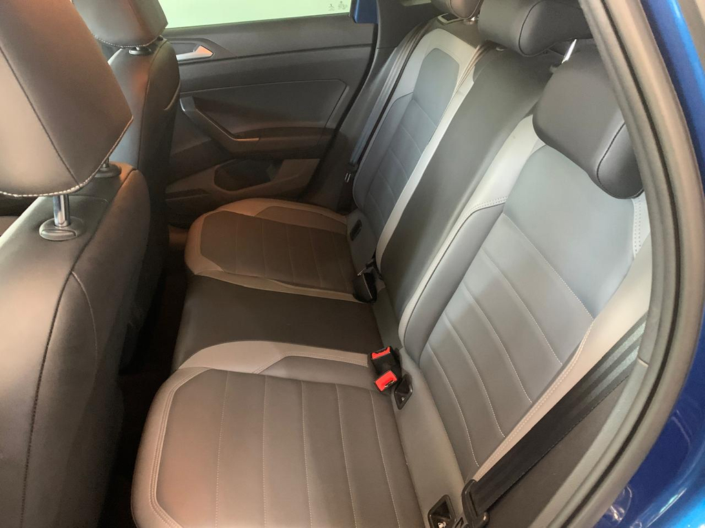 Volkswagen Nivus Azul