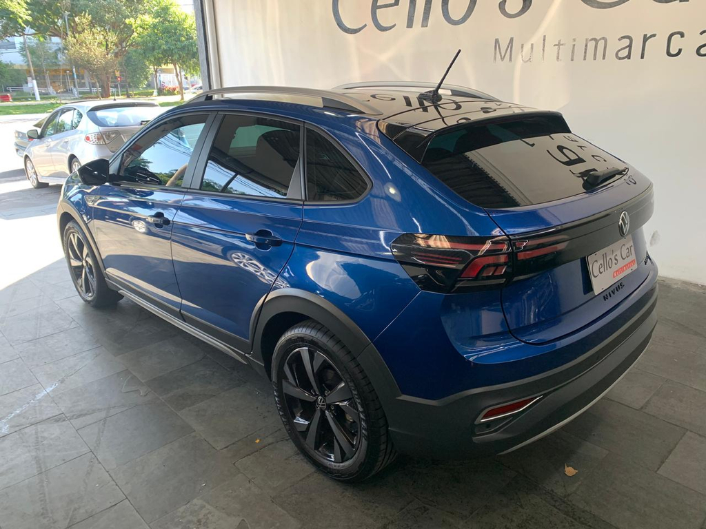 Volkswagen Nivus Azul