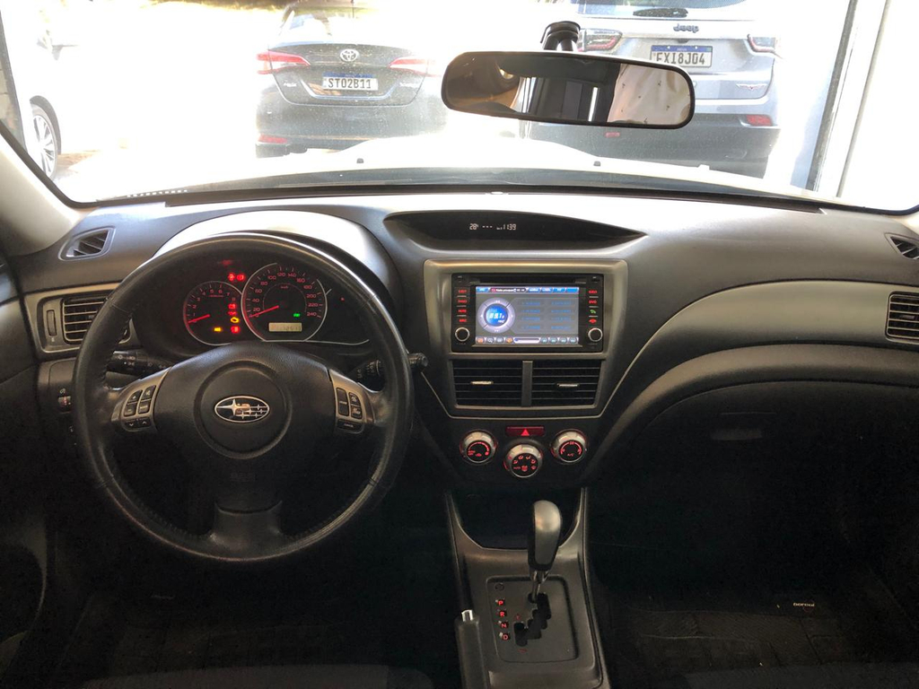 Subaru Impreza Hatch Prata