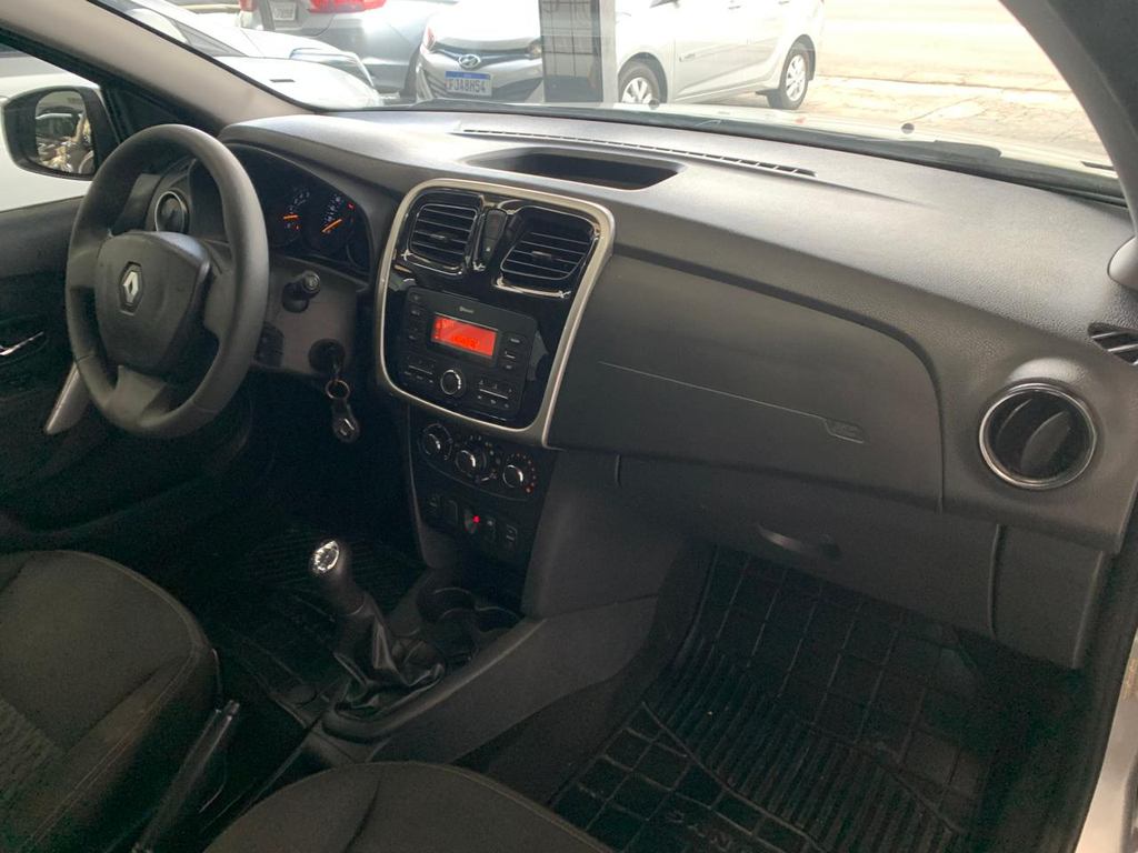 Renault Sandero Stepway Prata