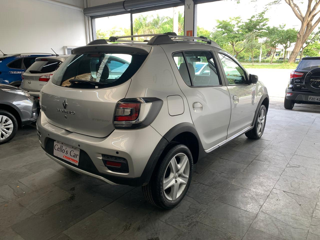 Renault Sandero Stepway Prata