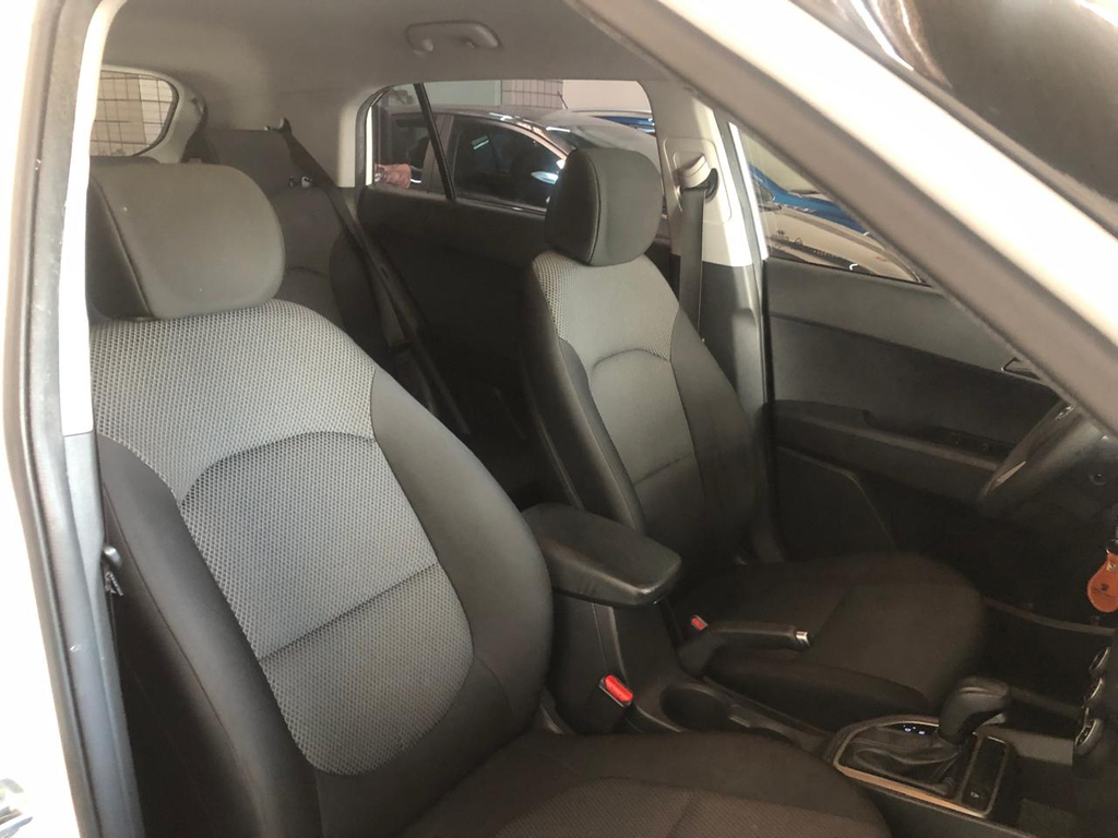 Hyundai Creta Branco