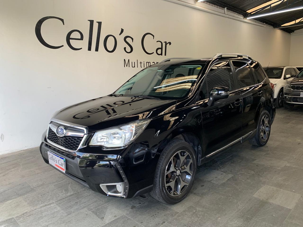 Subaru Forester Preto