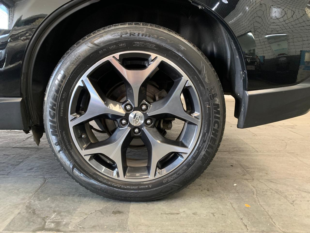 Subaru Forester Preto