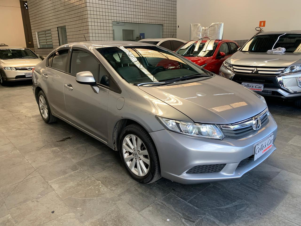 Honda Civic Cinza