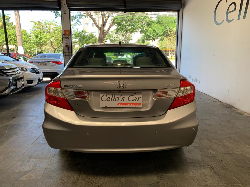 Honda Civic Cinza