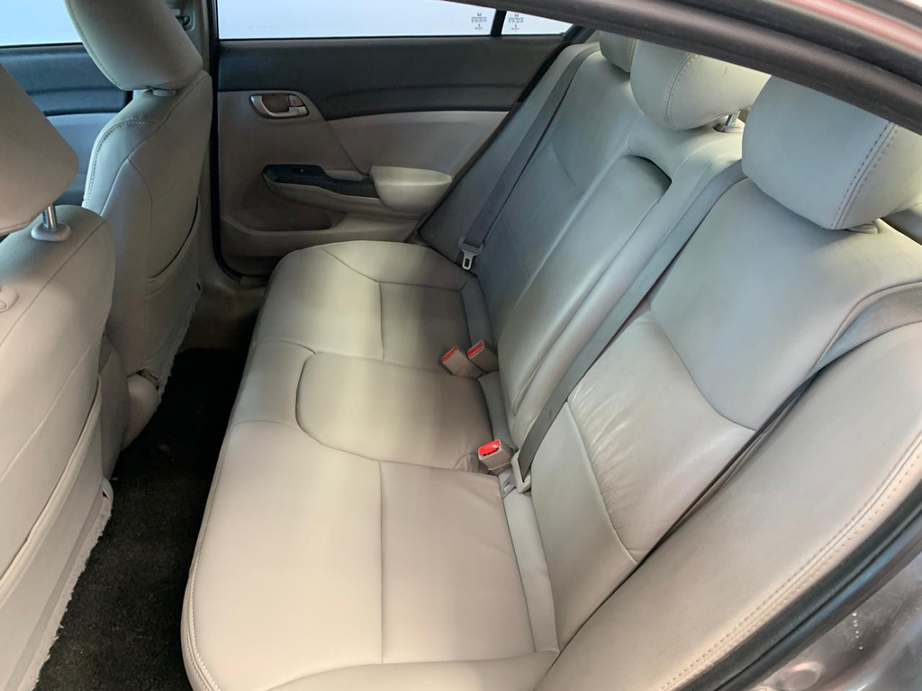 Honda Civic Cinza