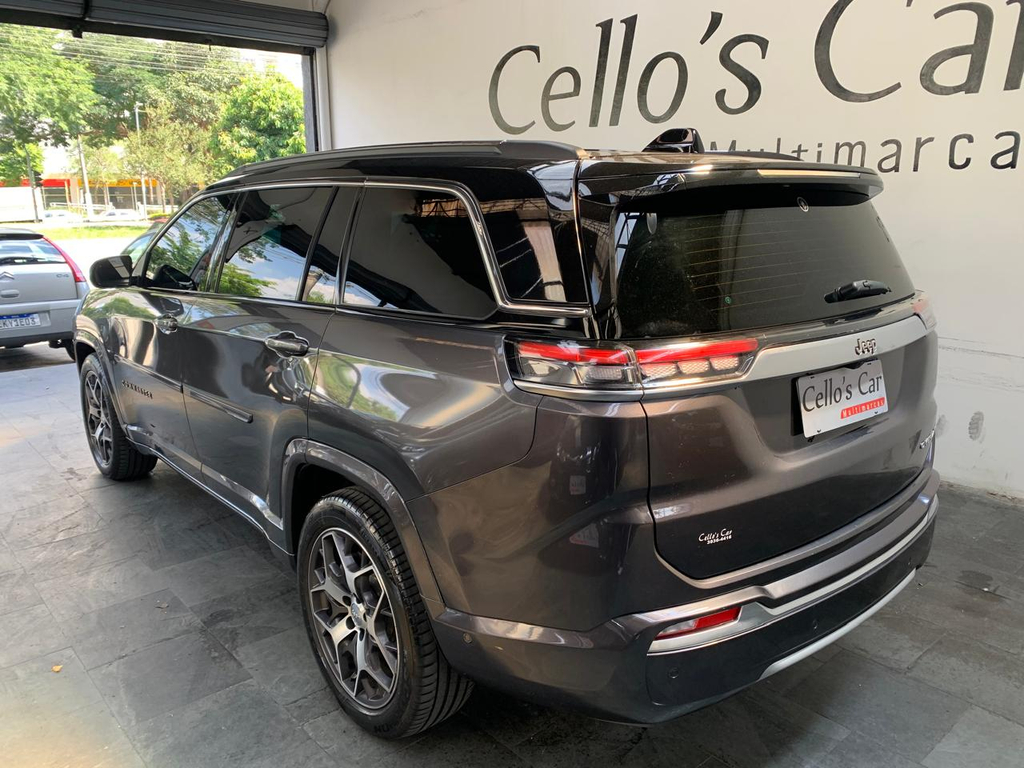 Jeep Commander Cinza