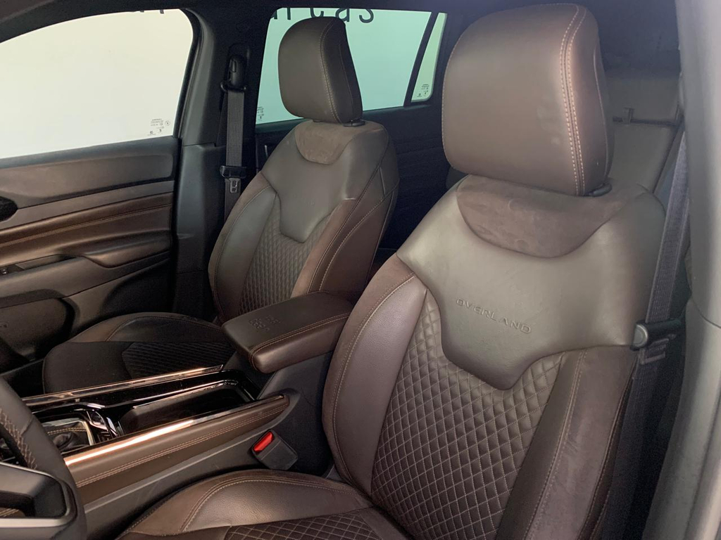 Jeep Commander Cinza