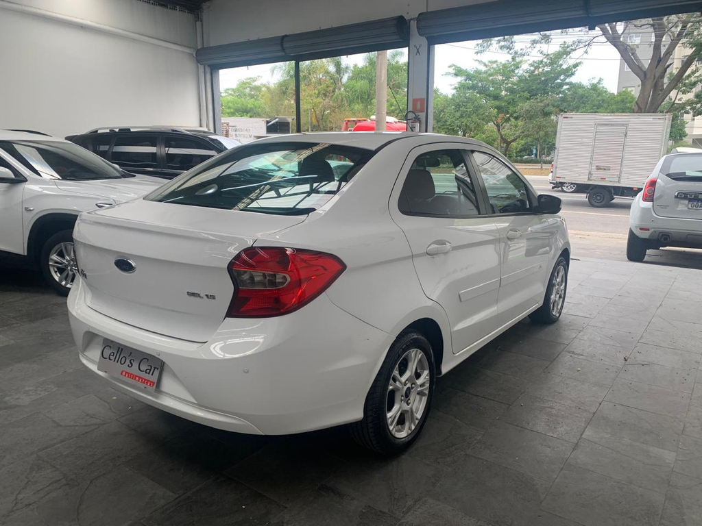 Ford Ka+ Branco