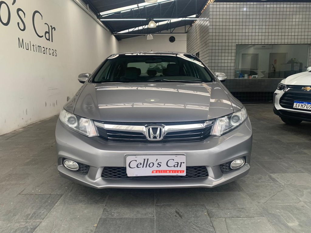 Honda Civic Cinza