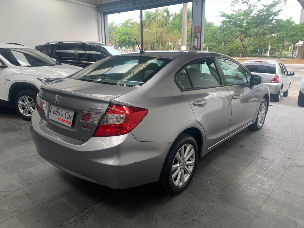 Honda Civic Cinza