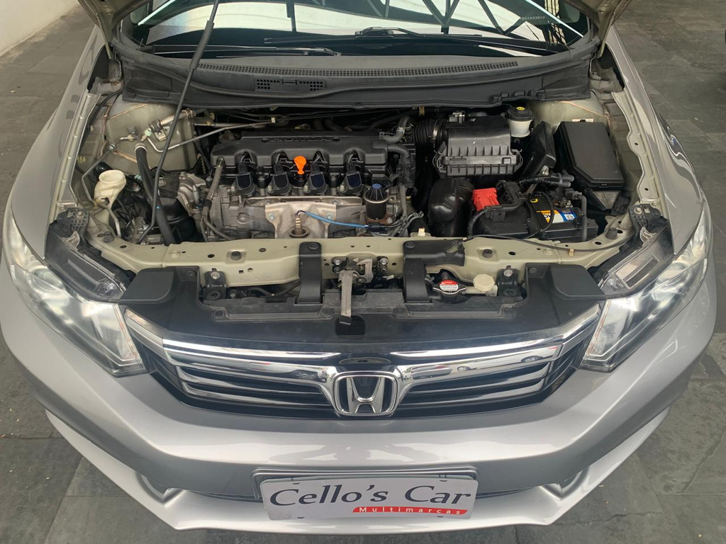 Honda Civic Cinza