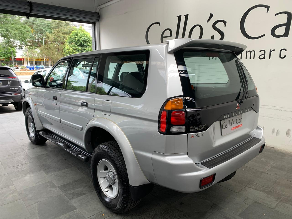 Mitsubishi Pajero Sport Prata