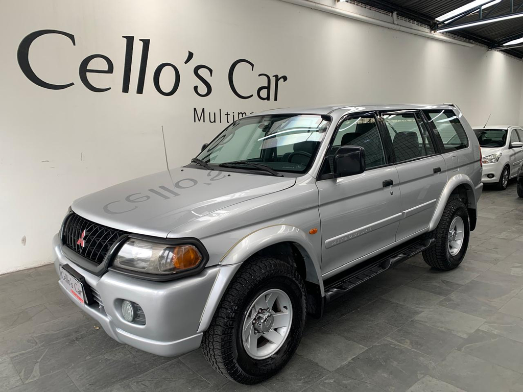 Mitsubishi Pajero Sport Prata