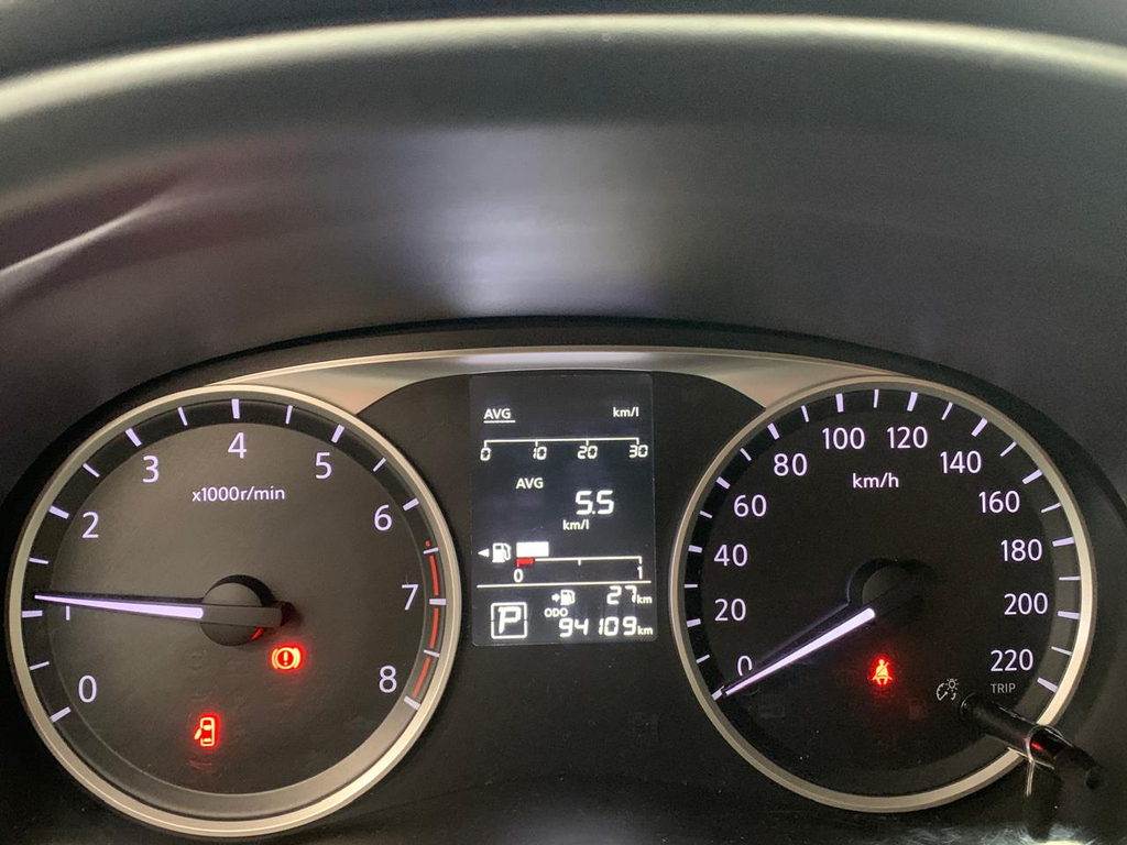Nissan Kicks Branco