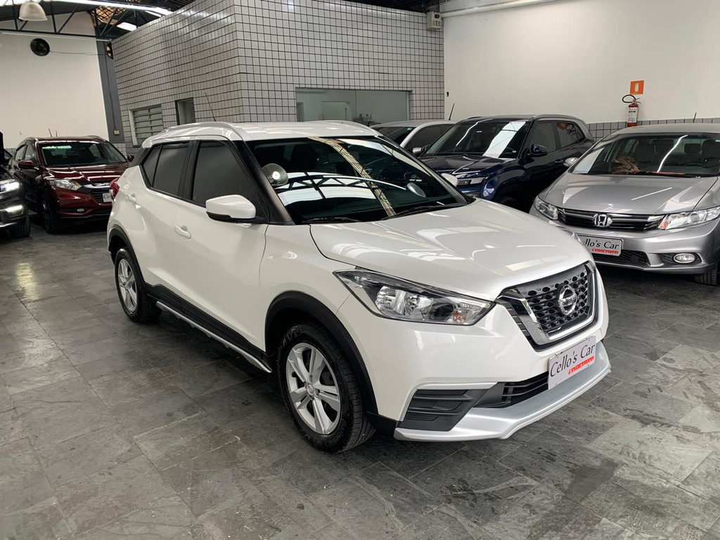 Nissan Kicks Branco