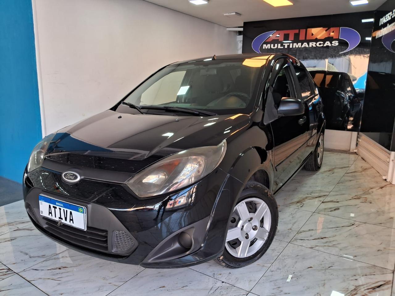 Ford Fiesta Sedan Preto