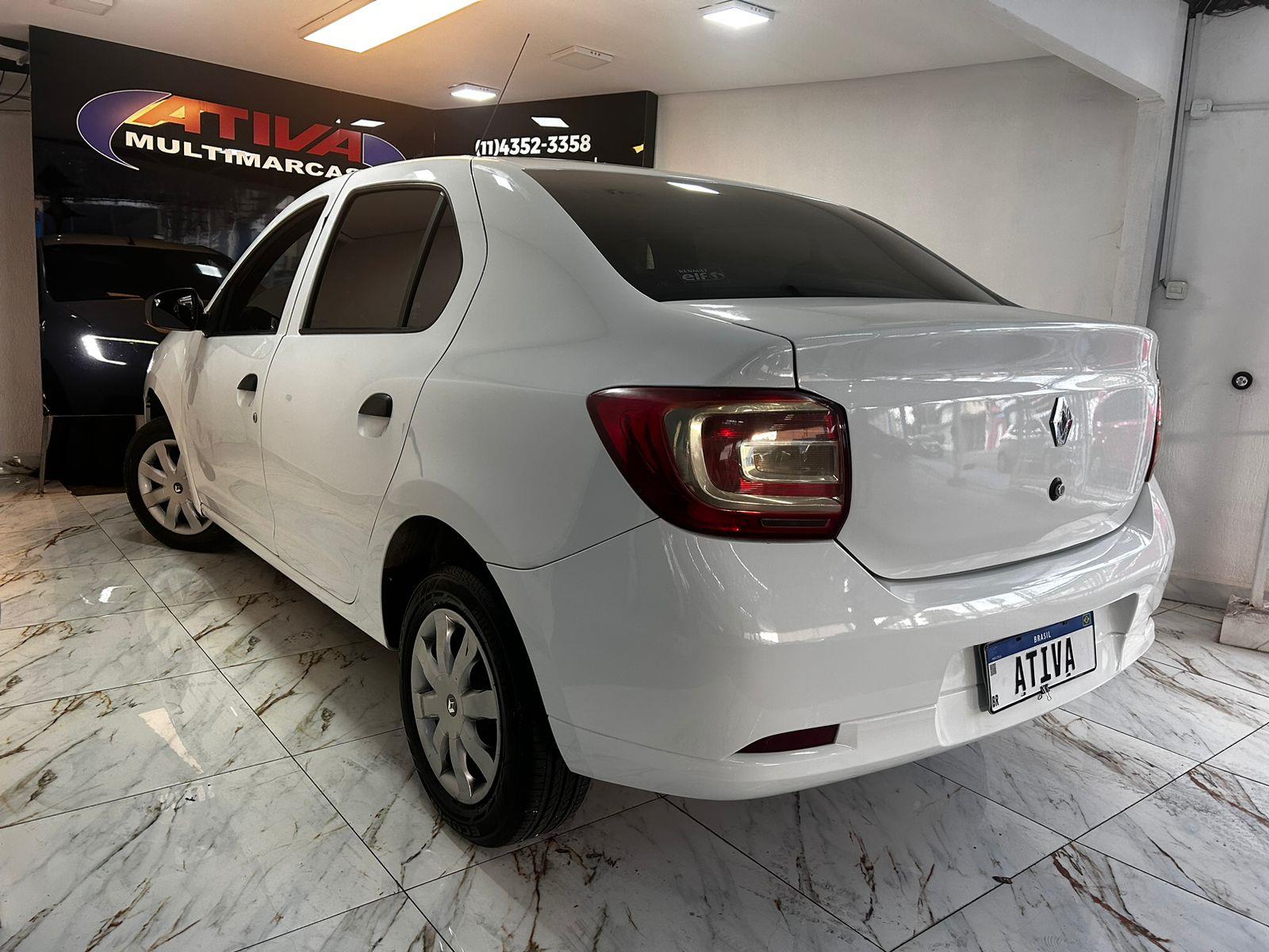 Renault Logan Branco