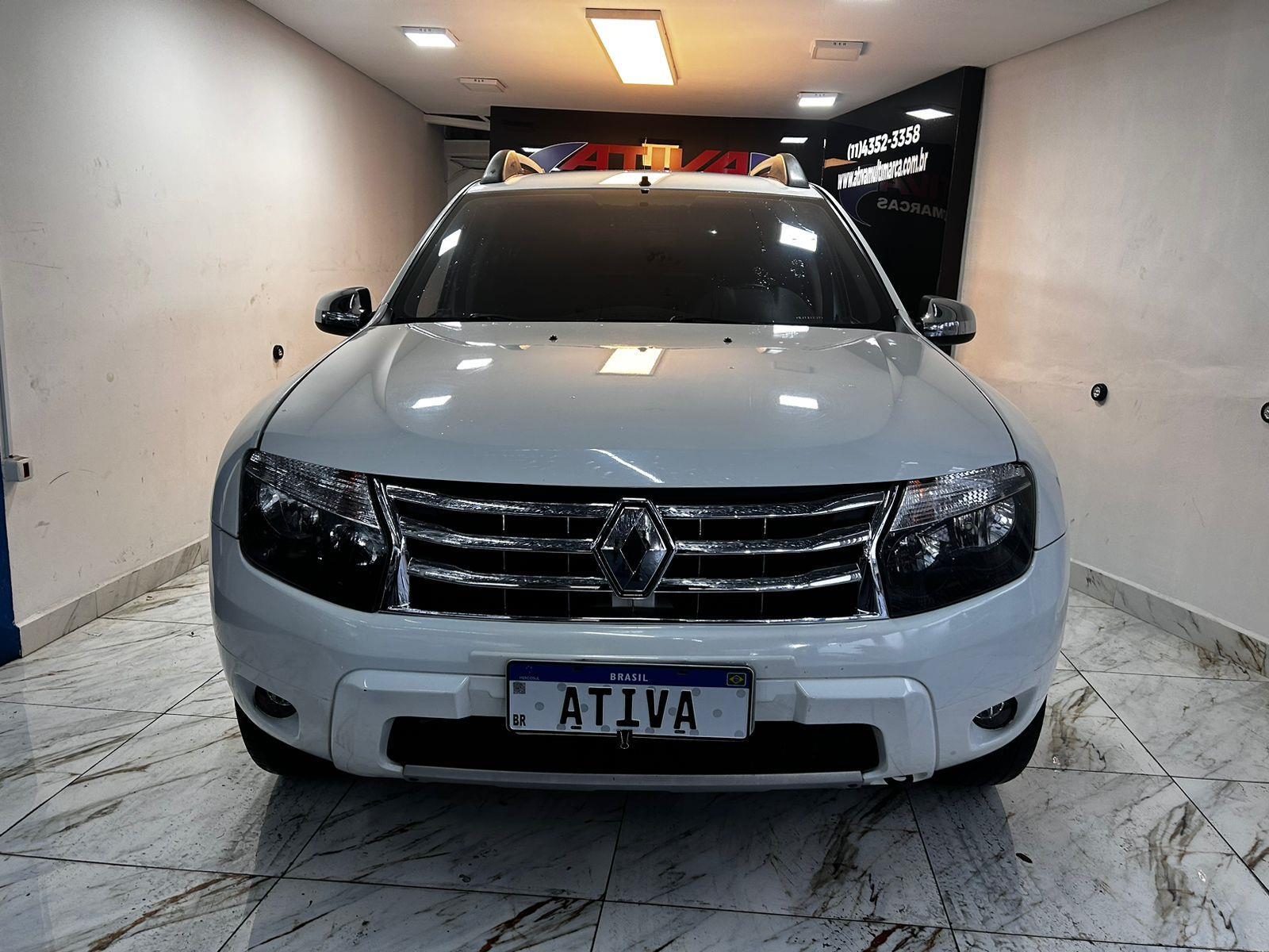 Renault Duster Branco