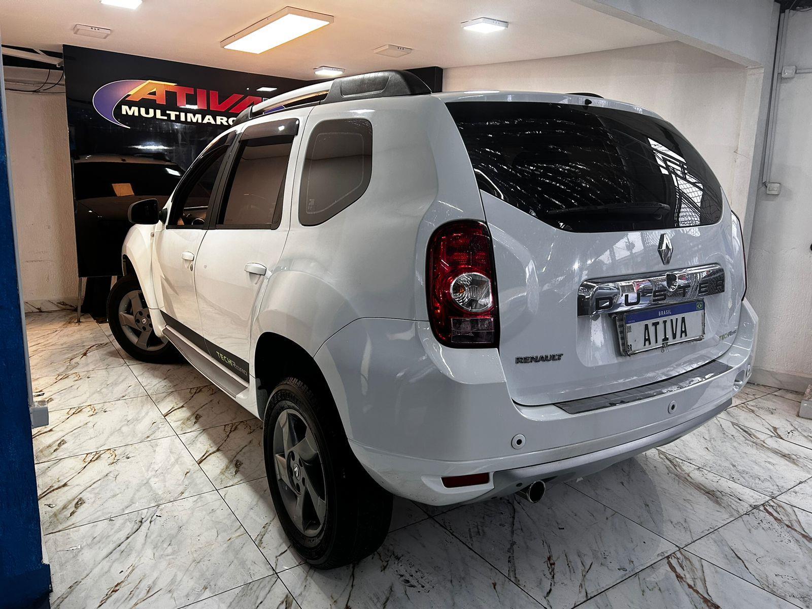 Renault Duster Branco