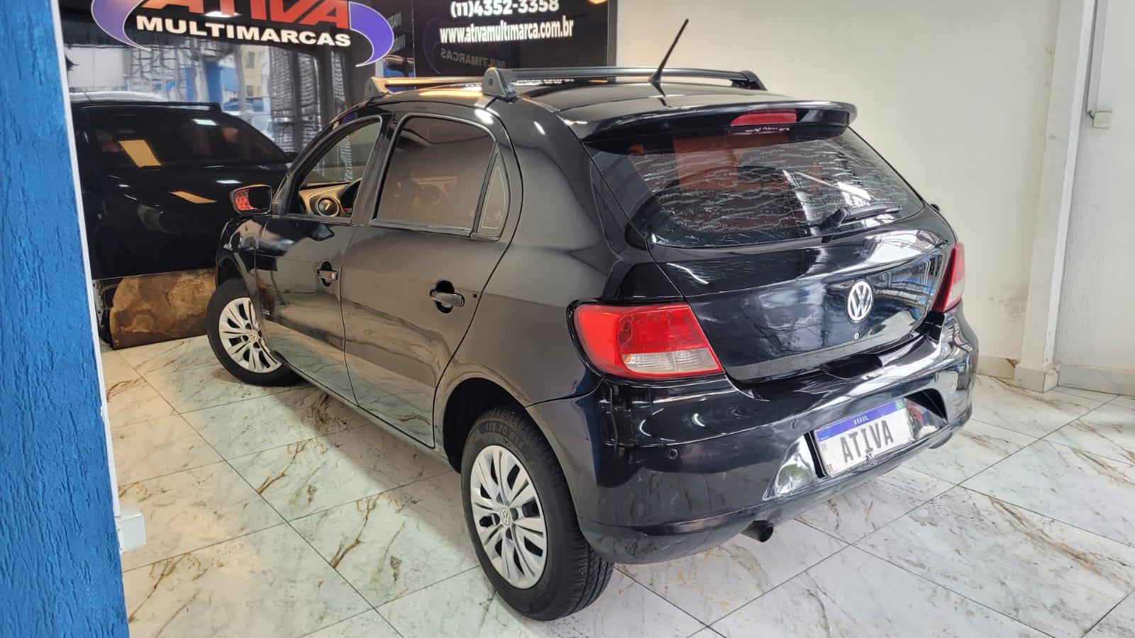 Volkswagen Gol Preto