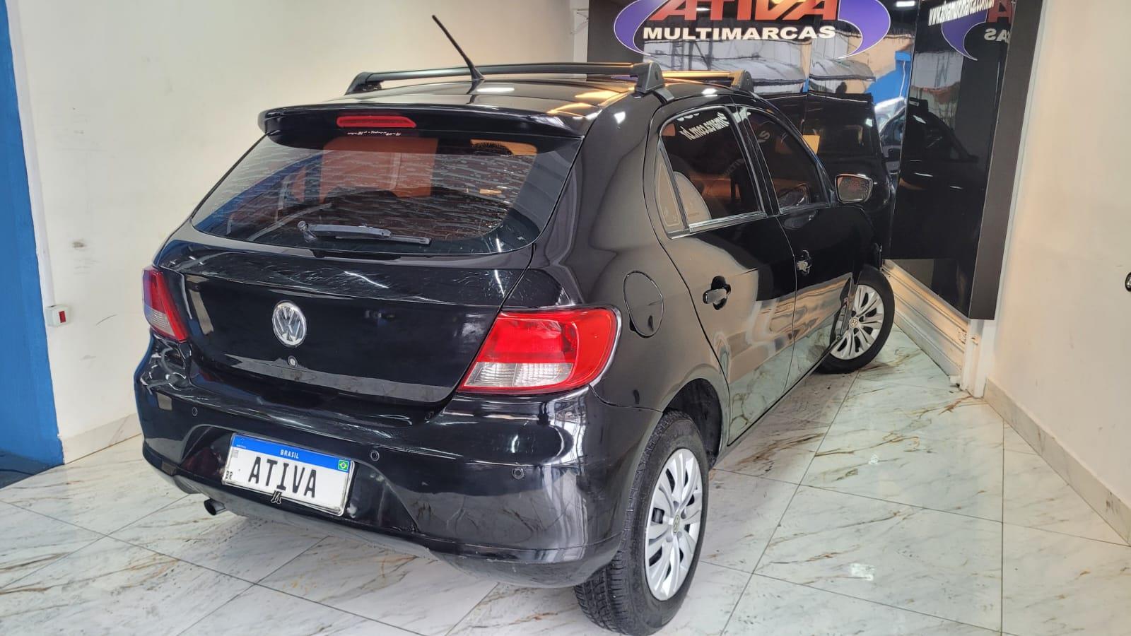 Volkswagen Gol Preto