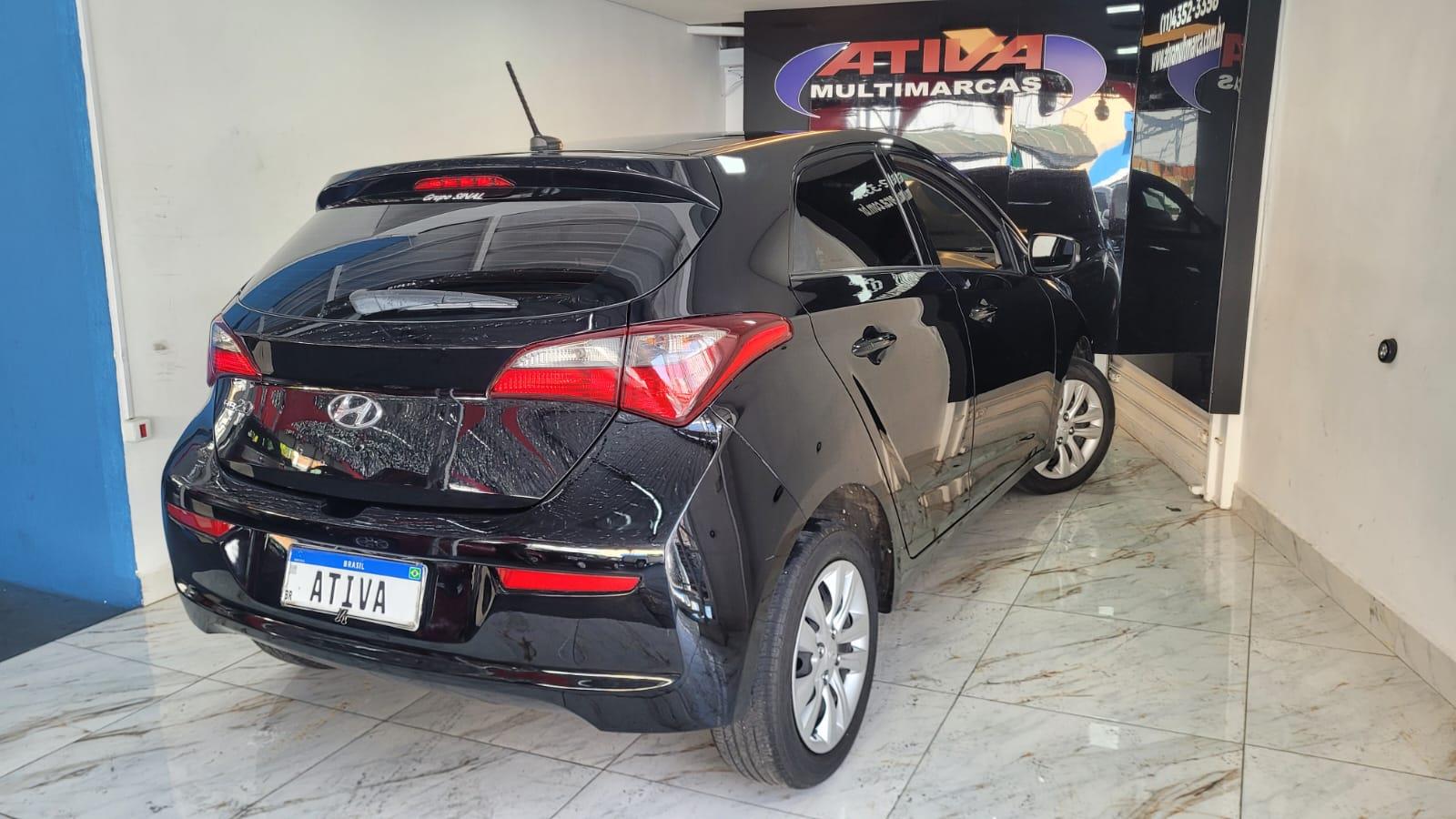 Hyundai HB20 Preto