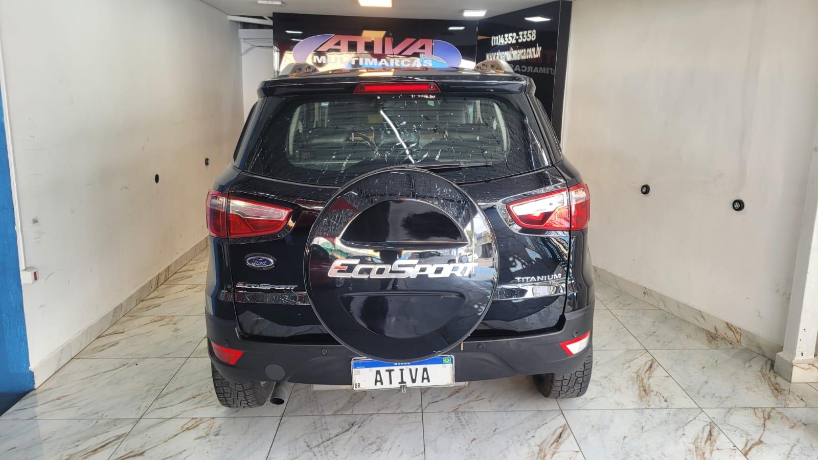 Ford EcoSport Preto