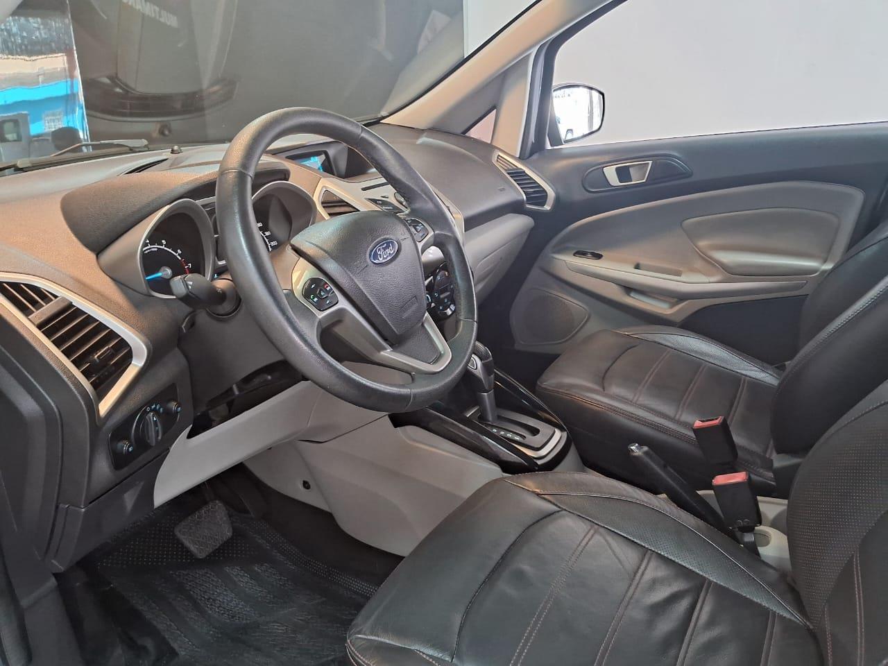 Ford EcoSport Preto