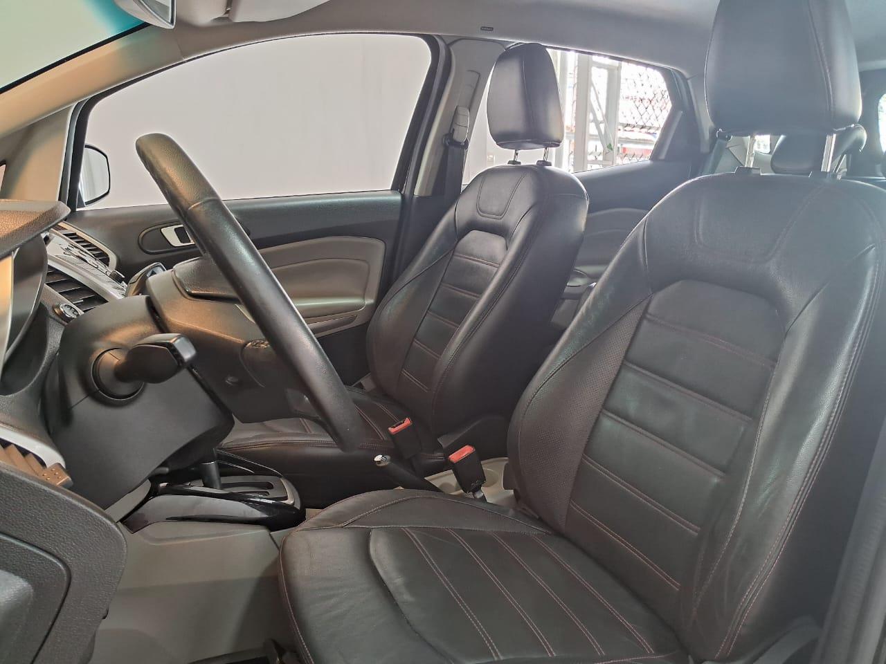 Ford EcoSport Preto