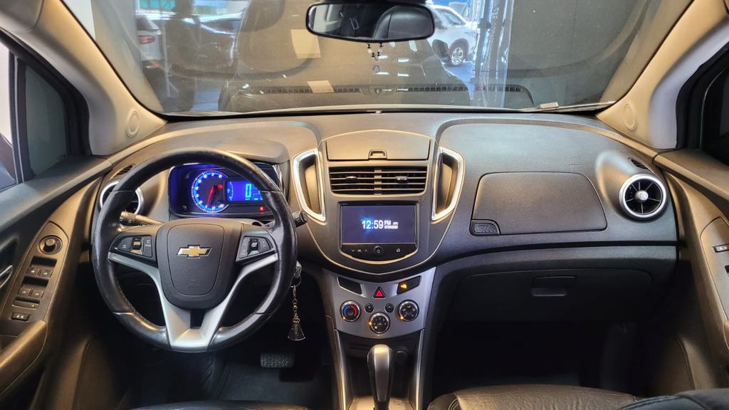 Chevrolet Tracker Cinza