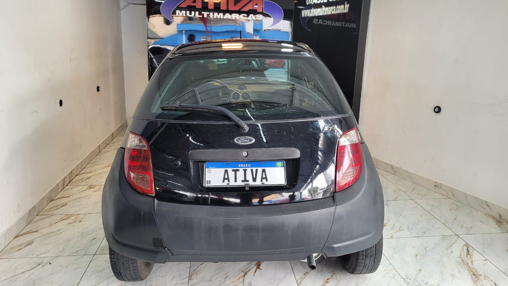 Ford Ka Preto