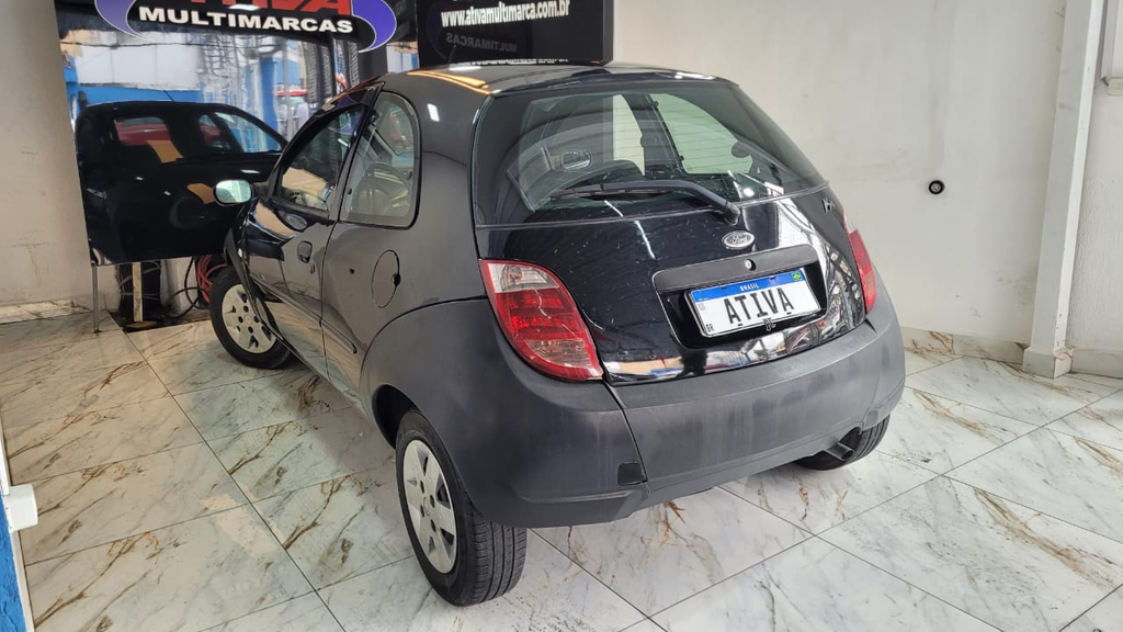 Ford Ka Preto