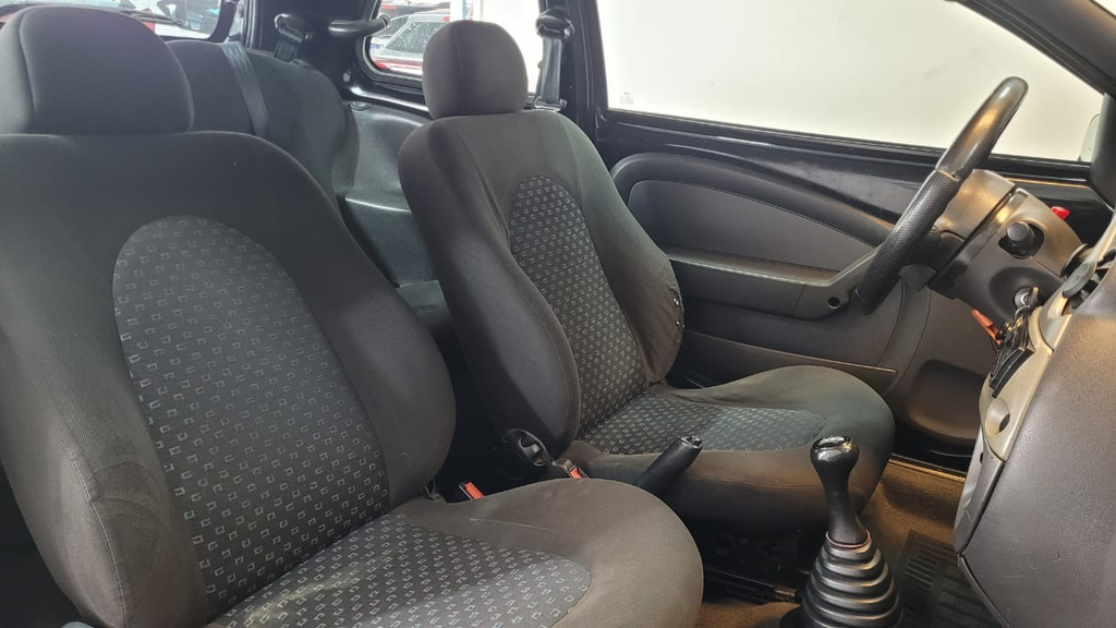 Ford Ka Preto