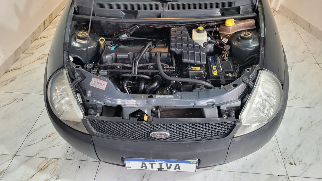 Ford Ka Preto