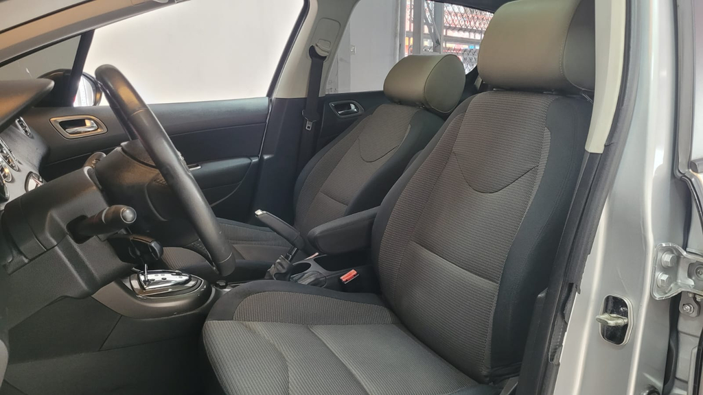 Peugeot 308 Prata