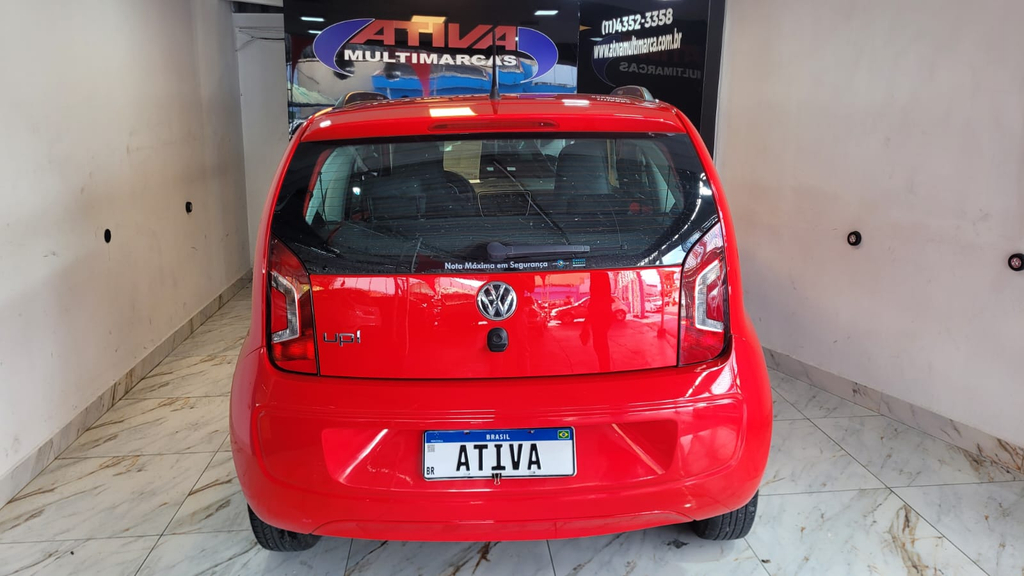 Volkswagen Up! Vermelho