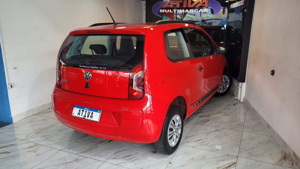 Volkswagen Up! Vermelho