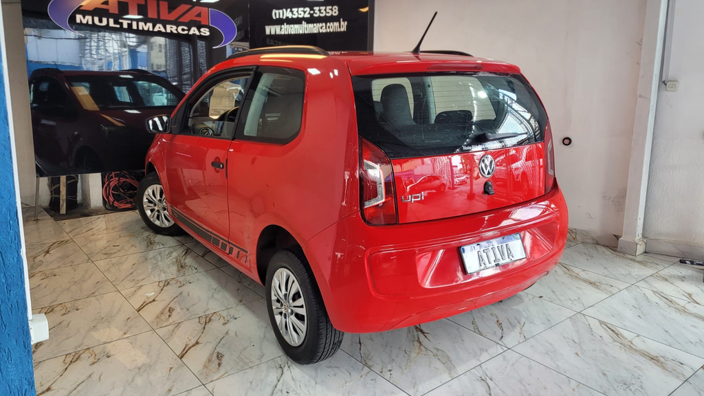 Volkswagen Up! Vermelho