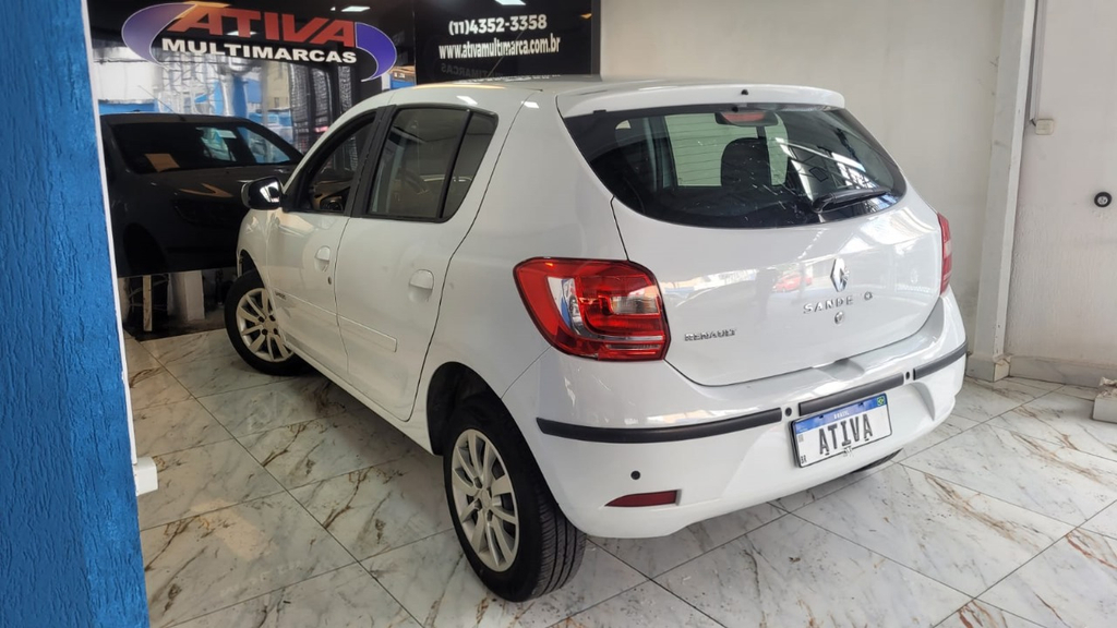 Renault Sandero Branco