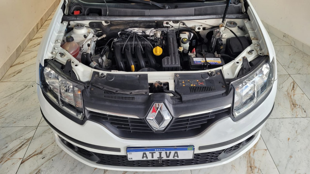Renault Sandero Branco