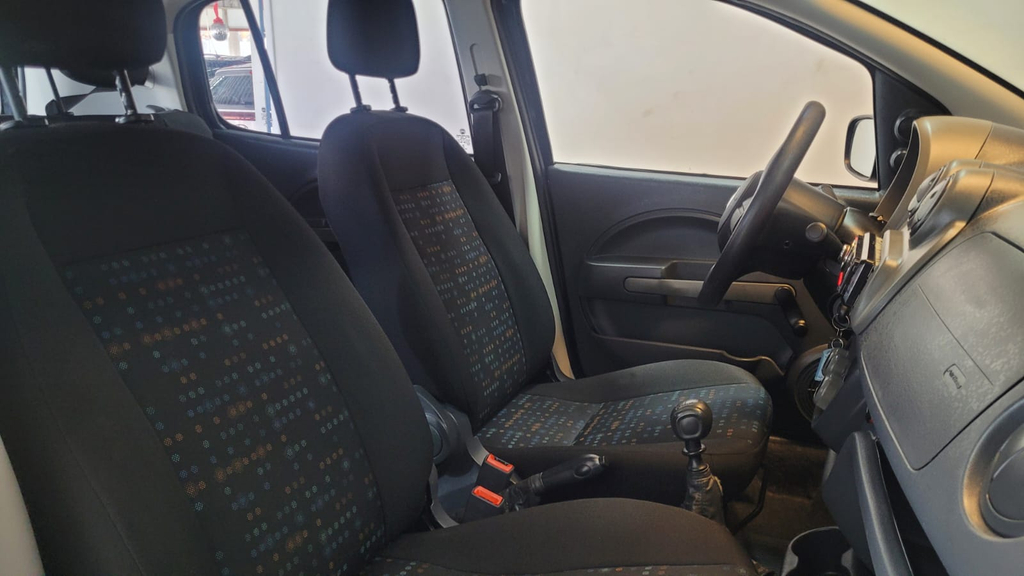 Fiat Uno Preto