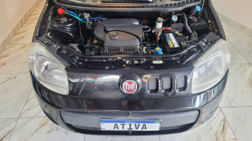 Fiat Uno Preto