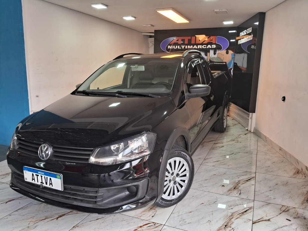 Volkswagen Saveiro Preto
