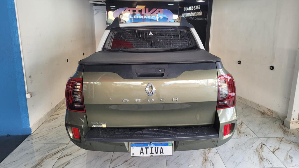 Renault Oroch Verde