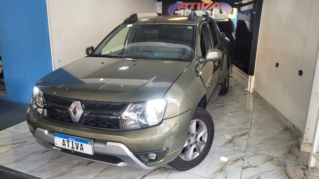 Renault Oroch Verde